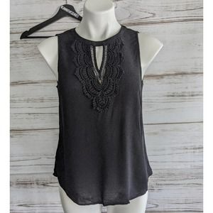 Pale Sky Sleeveless Crochet Detail Black Blouse sz PS